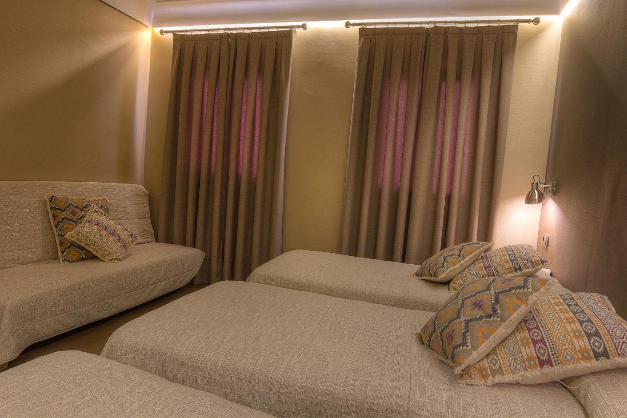 โลส ปาติโอส Hotel กอร์โดบา ภายนอก รูปภาพ