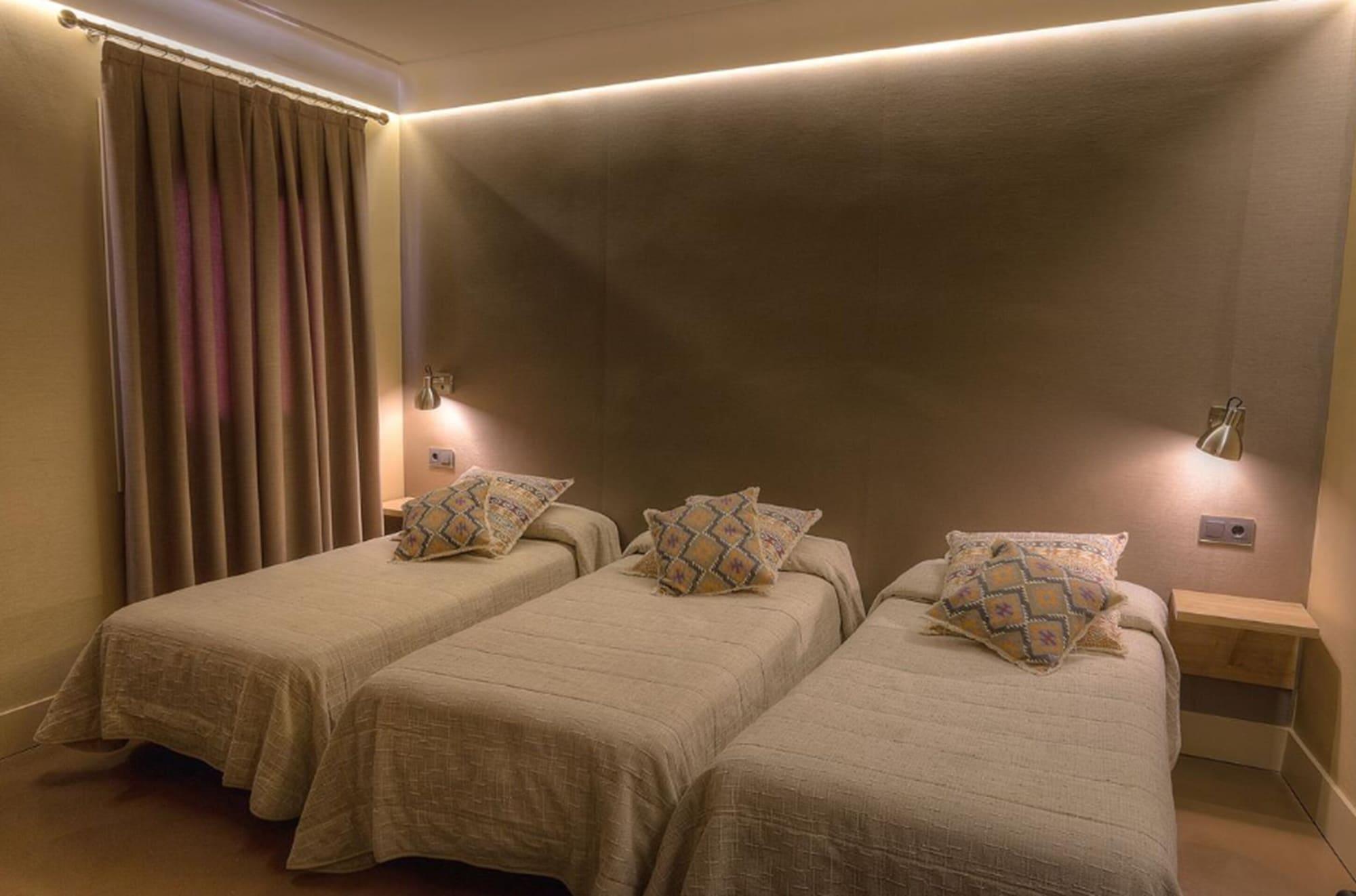 โลส ปาติโอส Hotel กอร์โดบา ภายนอก รูปภาพ
